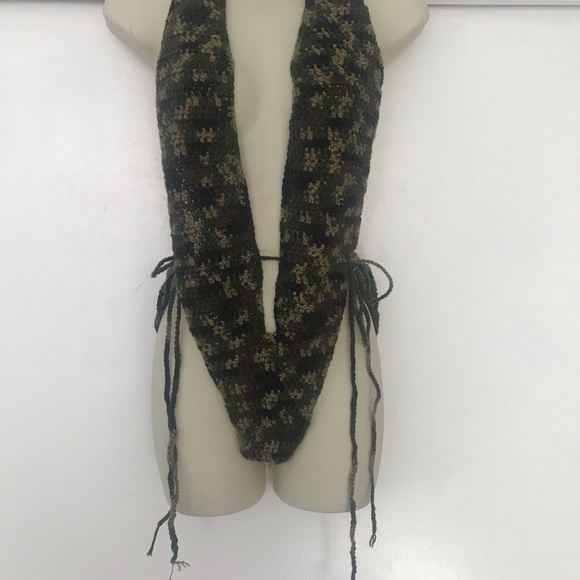 Green Camouflaged Army Fatigue crochet swimsuit - Picture 5 of 7